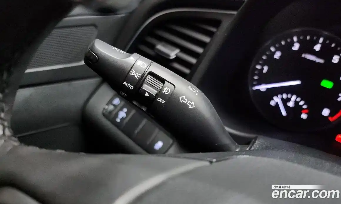 Hyundai Avante 2016 1.6 Автомат в Москве № 109835, фото 16