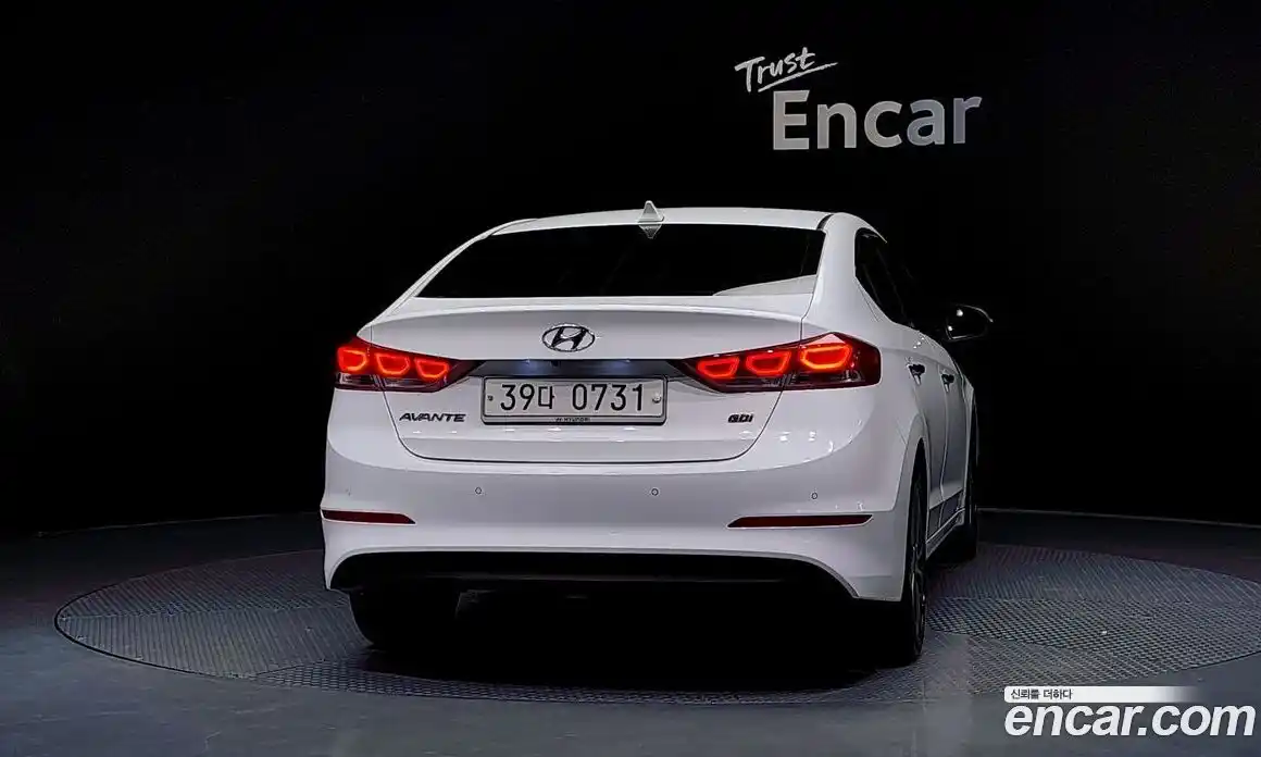 Hyundai Avante 2016 1.6 Автомат в Москве № 109835, фото 8