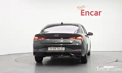 Hyundai Avante 2022 1.6 Автомат в Москве № 112004, миниатюра 3