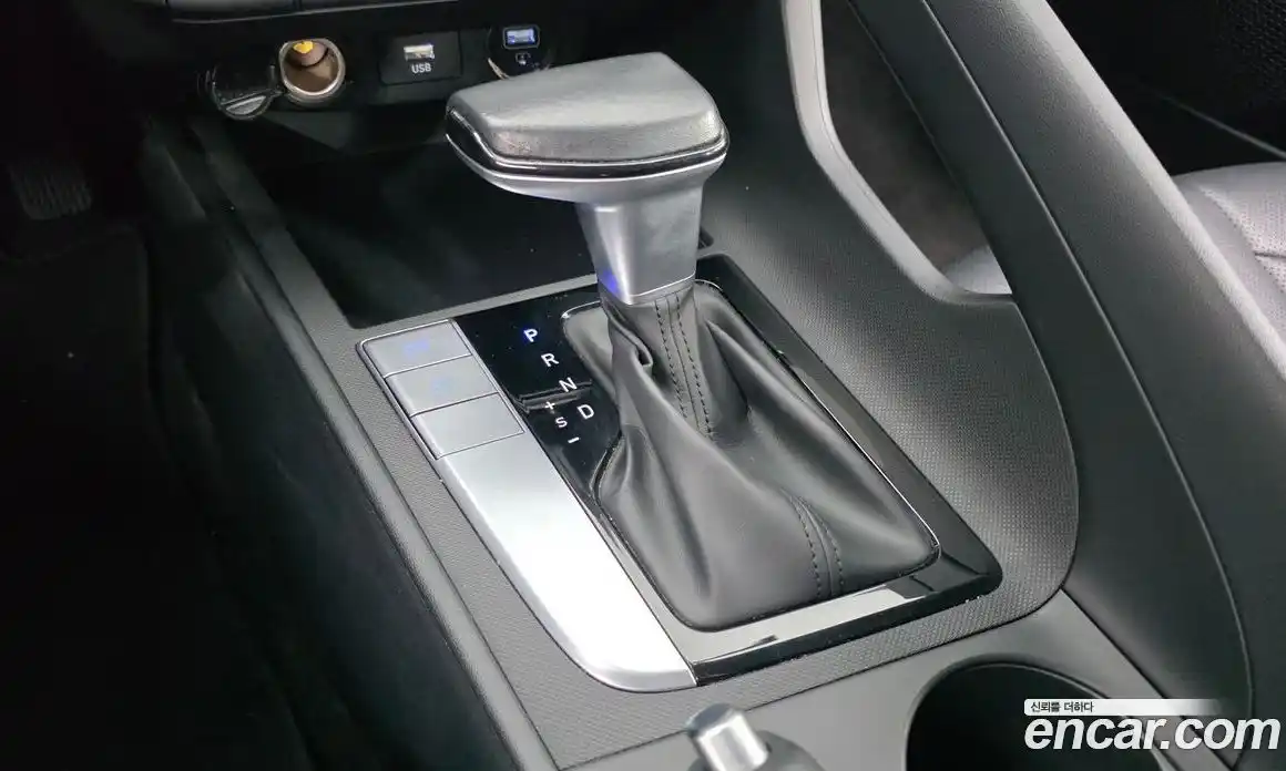 Hyundai Avante 2022 1.6 Автомат в Москве № 112004, фото 4