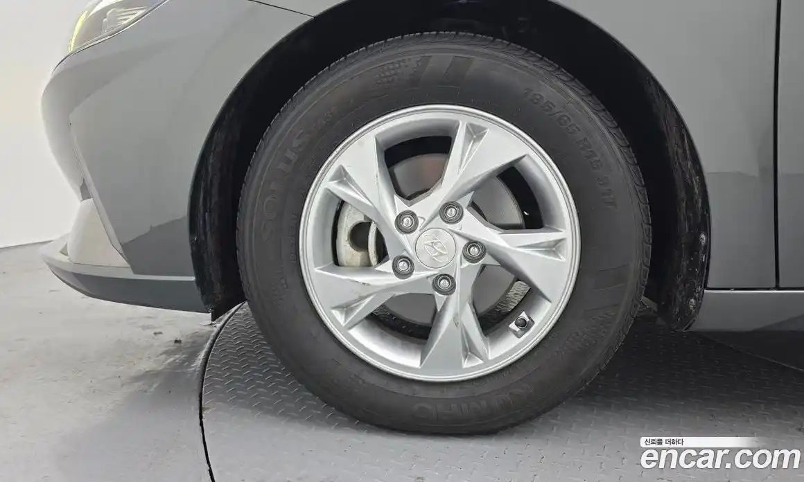 Hyundai Avante 2022 1.6 Автомат в Москве № 112004, фото 9