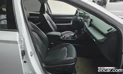 Hyundai Sonata 2024 2.0 Автомат в Москве № 112118, миниатюра 4