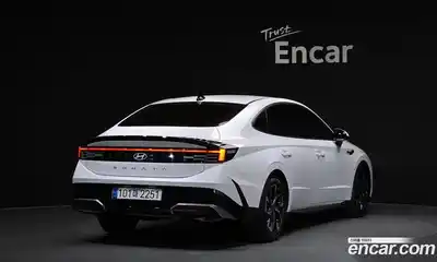 Hyundai Sonata 2024 2.0 Автомат в Москве № 112118, миниатюра 9