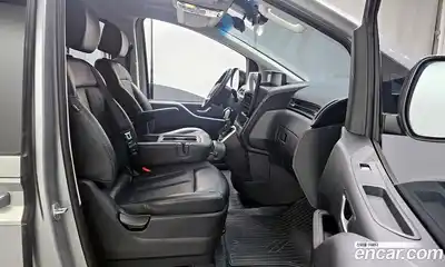 Hyundai Staria, 2022