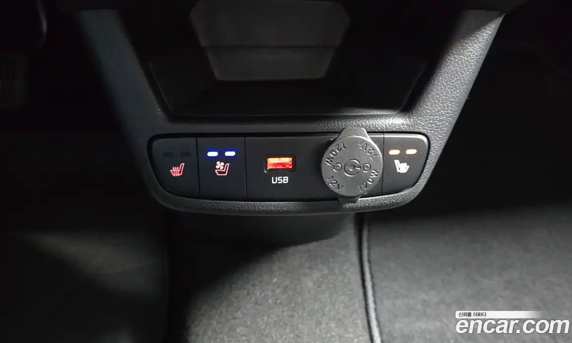 Kia Ray 2023 1.0 Автомат в Москве № 121131, фото 8