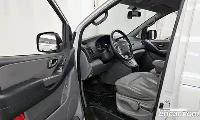Hyundai Starex 2016 2.5 Автомат в Москве № 123418, миниатюра 11