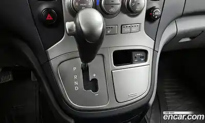 Hyundai Starex 2016 2.5 Автомат в Москве № 123418, миниатюра 7