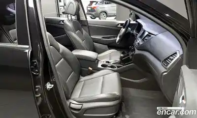 Hyundai Tucson 2017 1.7 Автомат в Москве № 123471, миниатюра 9