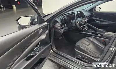 Hyundai Avante 2023 1.6 Автомат в Москве № 123737, миниатюра 11