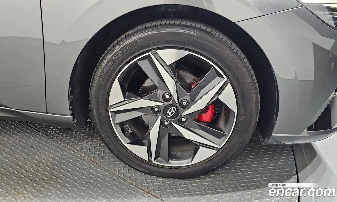 Hyundai Avante 2023 1.6 Автомат в Москве № 123737, фото 20