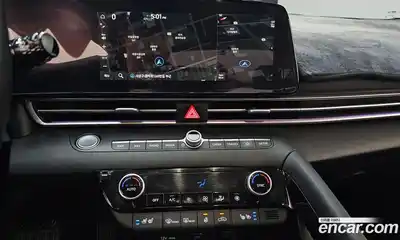 Hyundai Avante 2023 1.6 Автомат в Москве № 123737, миниатюра 9