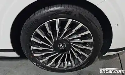 Hyundai Grandeur 2025 2.5 Автомат в Москве № 124537, миниатюра 8