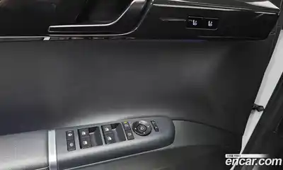 Hyundai Grandeur 2023 2.5 Автомат в Москве № 125819, миниатюра 4