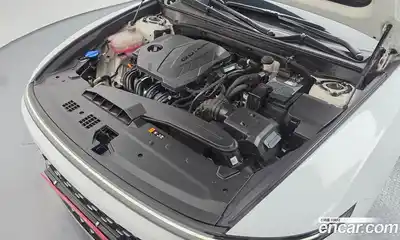 Hyundai Grandeur 2023 2.5 Автомат в Москве № 125819, миниатюра 9