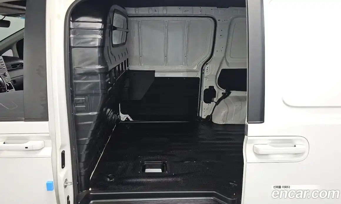 Hyundai Staria 2022 2.2 Автомат в Москве № 126025, фото 18