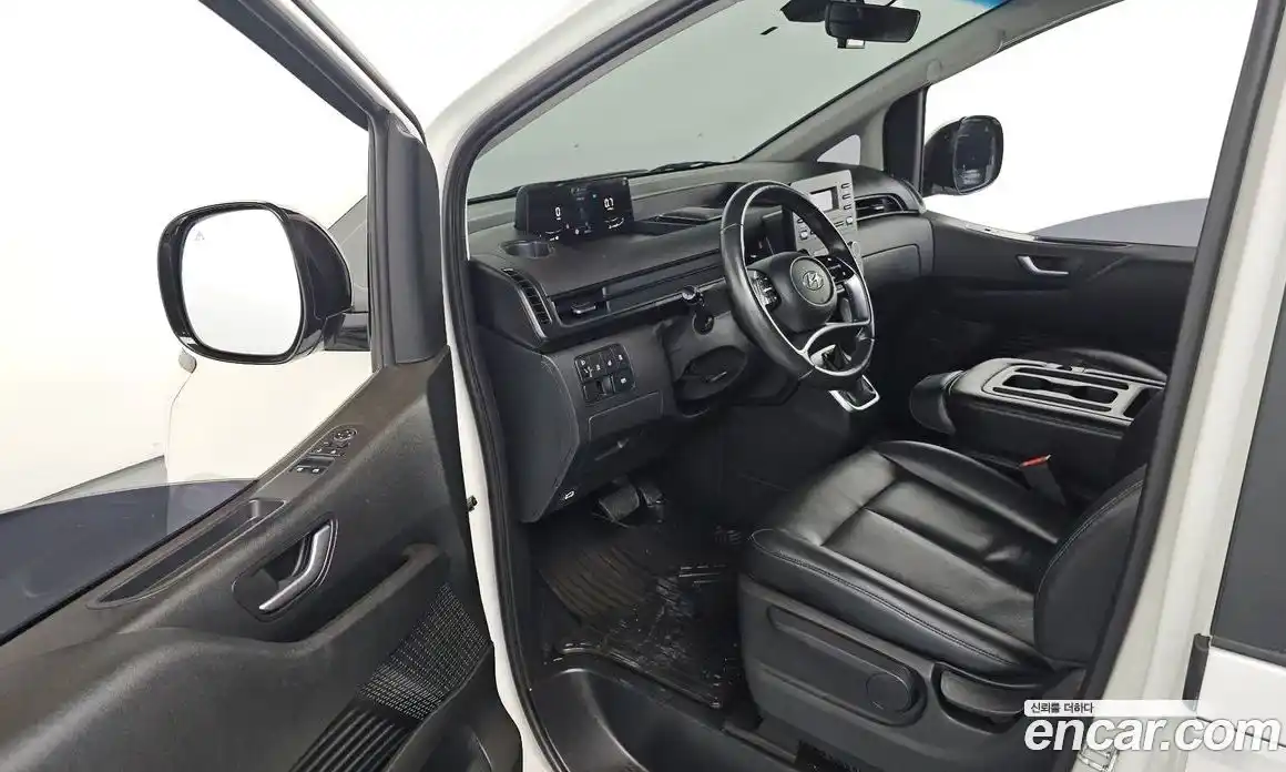 Hyundai Staria 2022 2.2 Автомат в Москве № 126025, фото 10