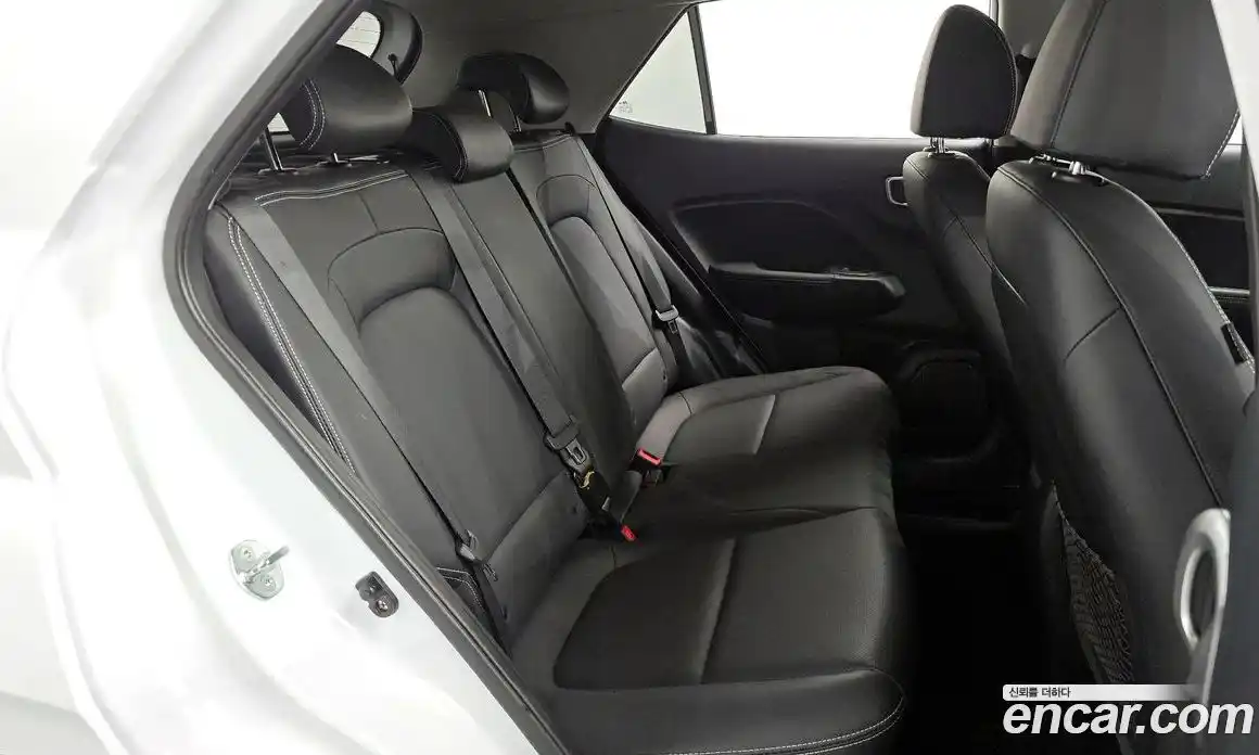 Hyundai Venue 2021 1.6 Автомат в Москве № 126169, фото 17