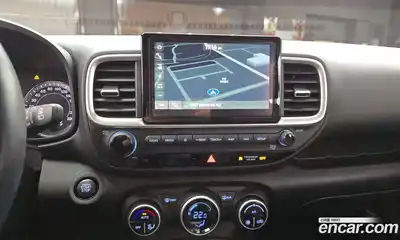 Hyundai Venue 2021 1.6 Автомат в Москве № 126169, миниатюра 2