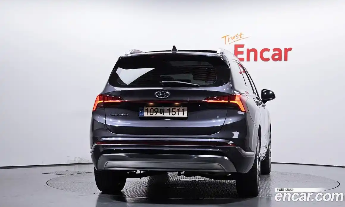 Hyundai Santa Fe 2021 2.5 Автомат в Москве № 126814, фото 17