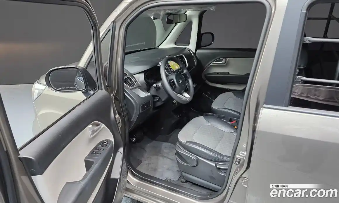 Kia Ray 2021 1.0 Автомат в Москве № 128766, фото 9