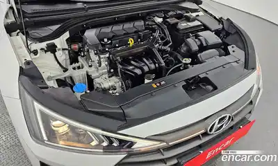 Hyundai Avante 2019 1.6 Автомат в Москве № 130454, миниатюра 3