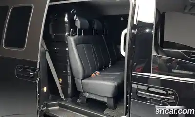 Hyundai Staria 2025 3.5 Автомат в Москве № 130674, миниатюра 2