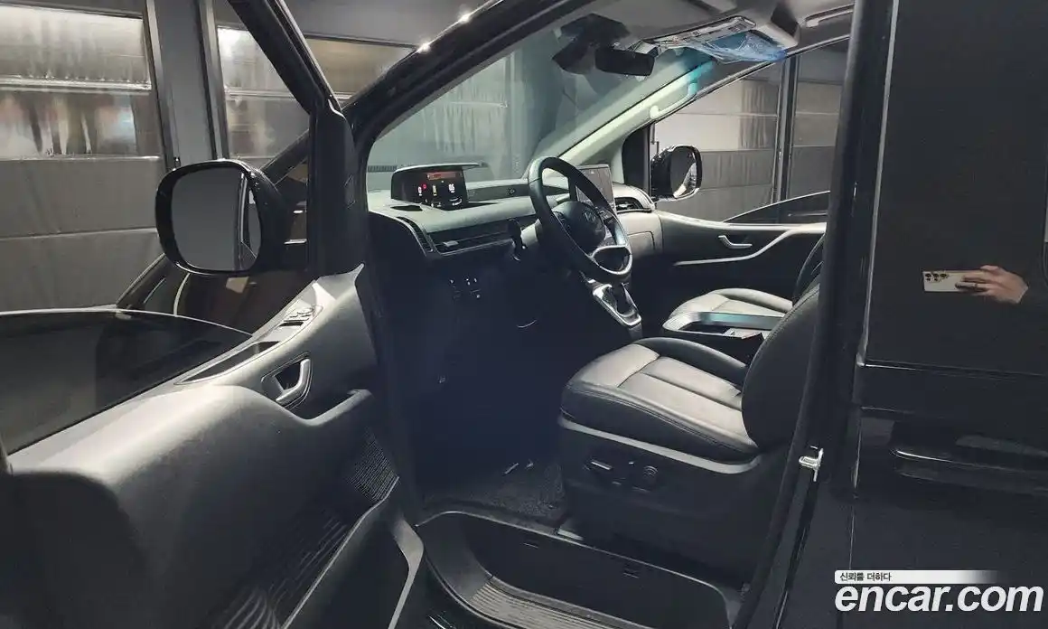 Hyundai Staria 2025 3.5 Автомат в Москве № 130674, фото 9