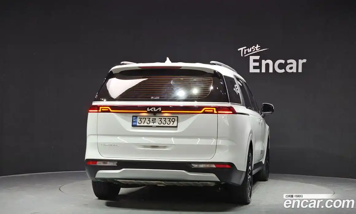 Kia Canival 2022 2.2 Автомат в Москве № 133063, фото 6