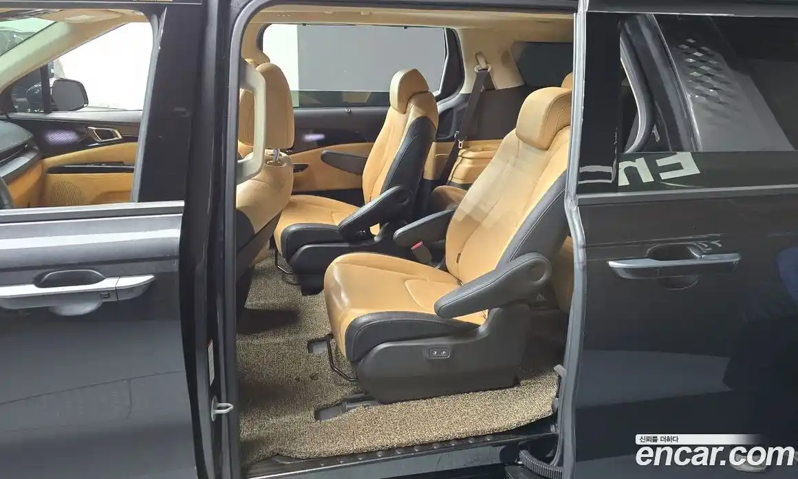 Kia Canival 2021 2.2 Автомат в Москве № 133450, фото 15