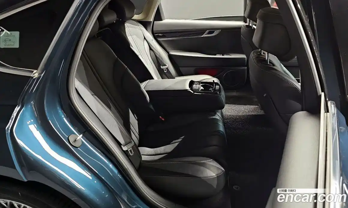 Genesis G80 2021 2.5 Автомат в Москве № 135483, фото 12