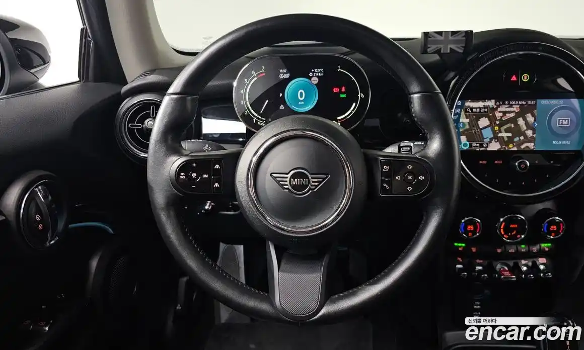 Mini Cooper 2022 2.0 Автомат в Москве № 136690, фото 15