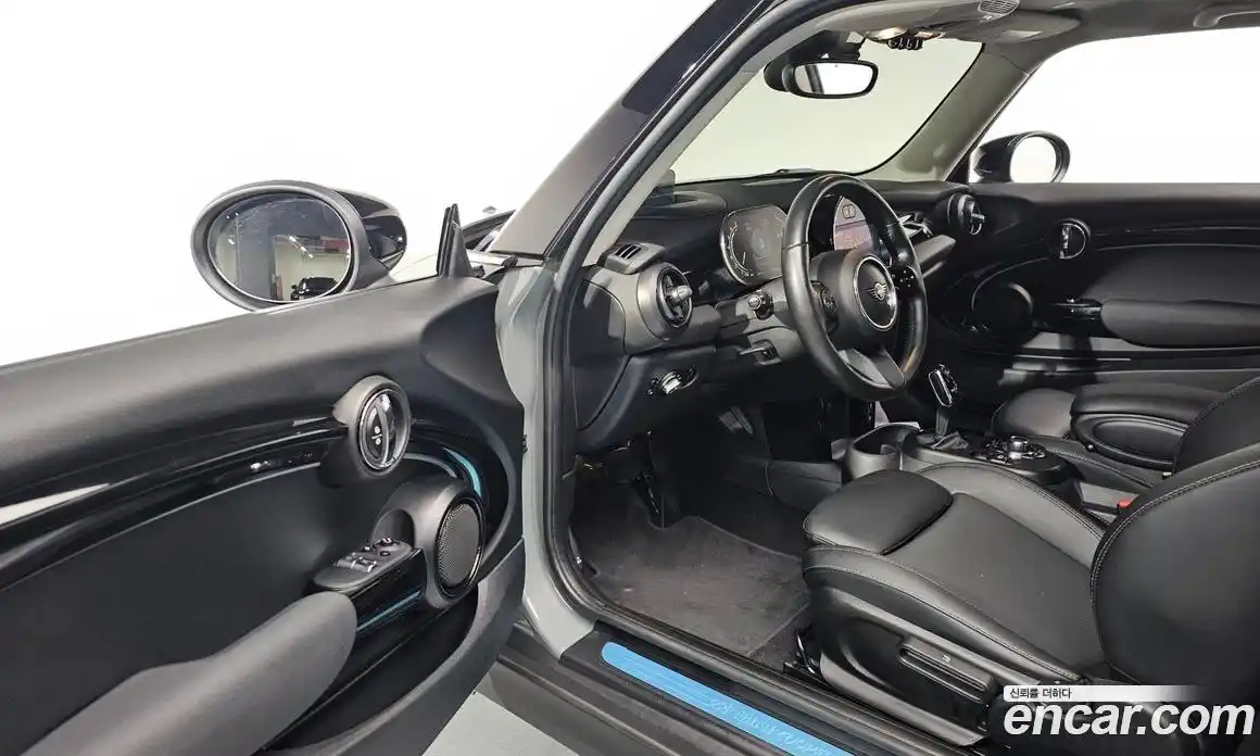 Mini Cooper 2022 2.0 Автомат в Москве № 136690, фото 17