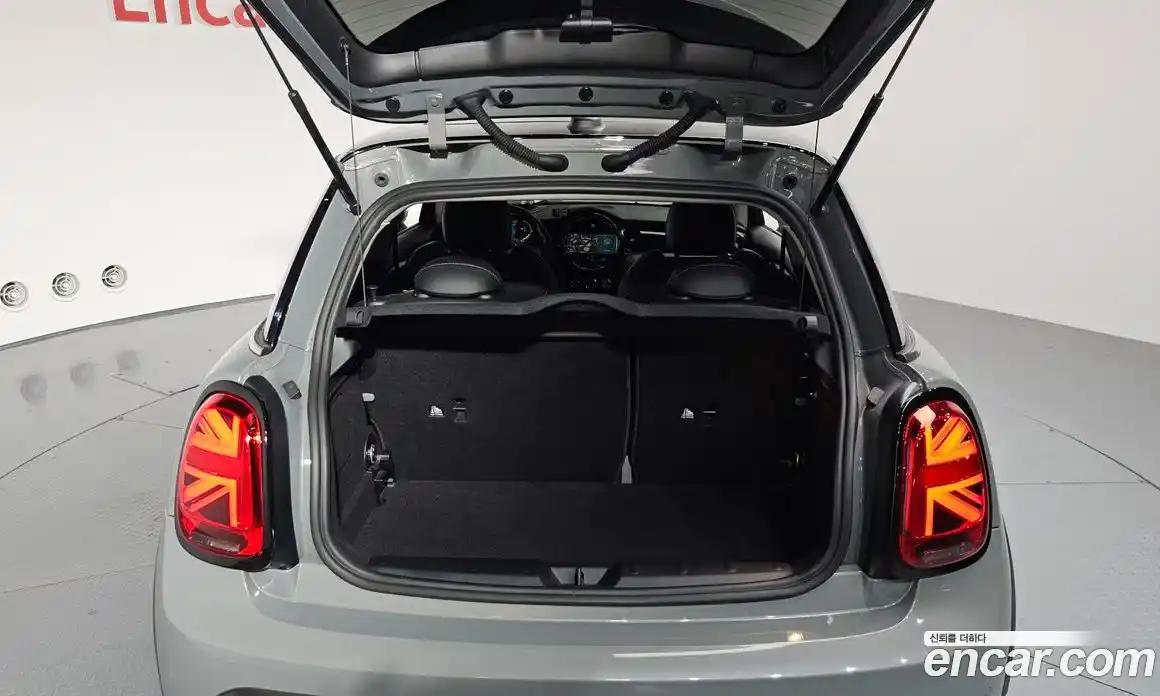 Mini Cooper 2022 2.0 Автомат в Москве № 136690, фото 19