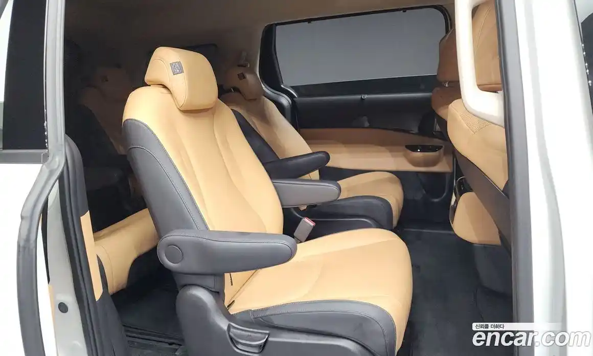 Kia Canival 2023 2.2 Автомат в Москве № 13920, фото 18