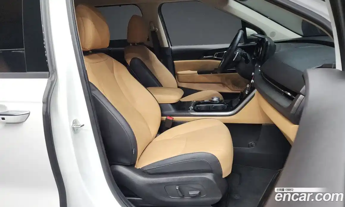 Kia Canival 2023 2.2 Автомат в Москве № 13920, фото 9