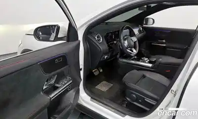Mercedes-Benz GLA-Class 2022 2.0 Автомат в Москве № 143173, миниатюра 12