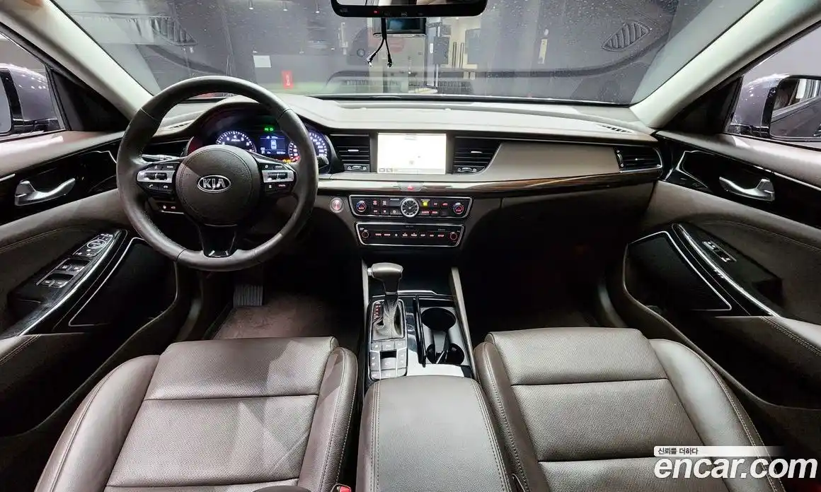 Kia K7 2019 2.4 Автомат в Москве № 14400, фото 1