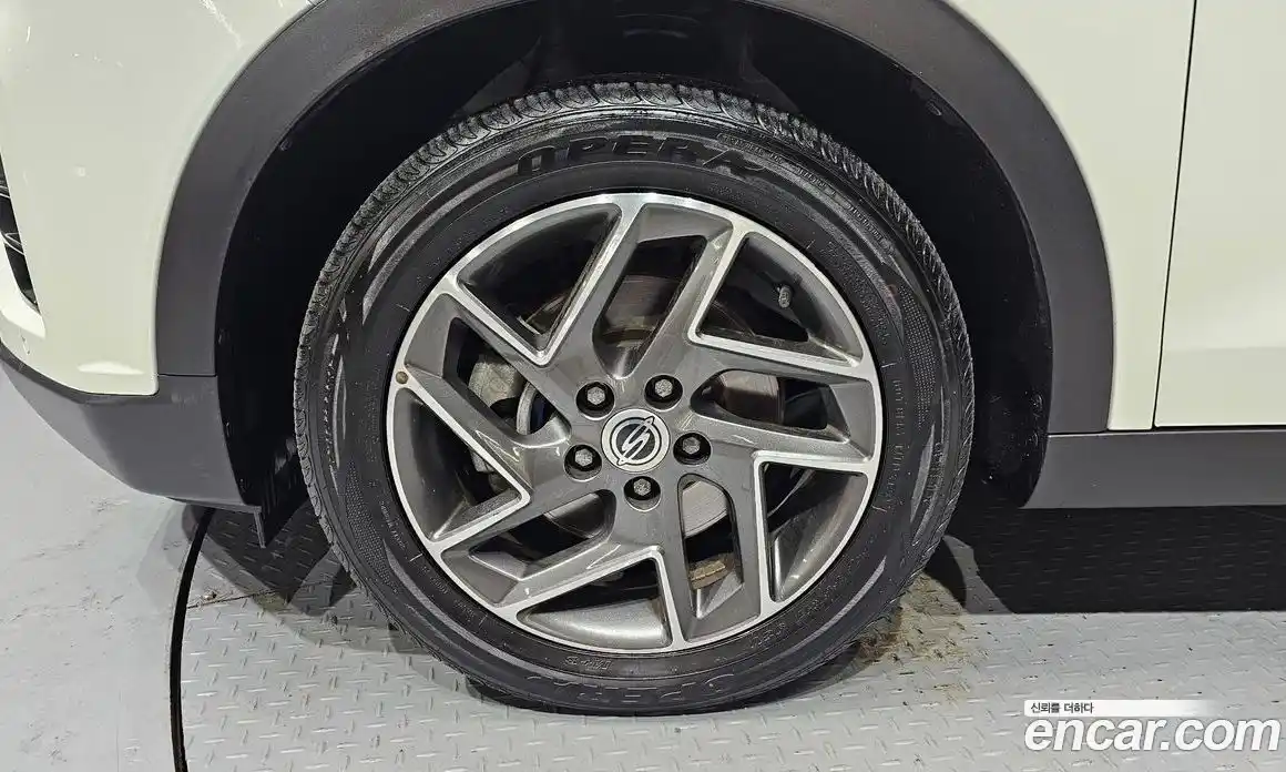 SsangYong TIBOLI 2022 1.5 Автомат в Москве № 145538, фото 12