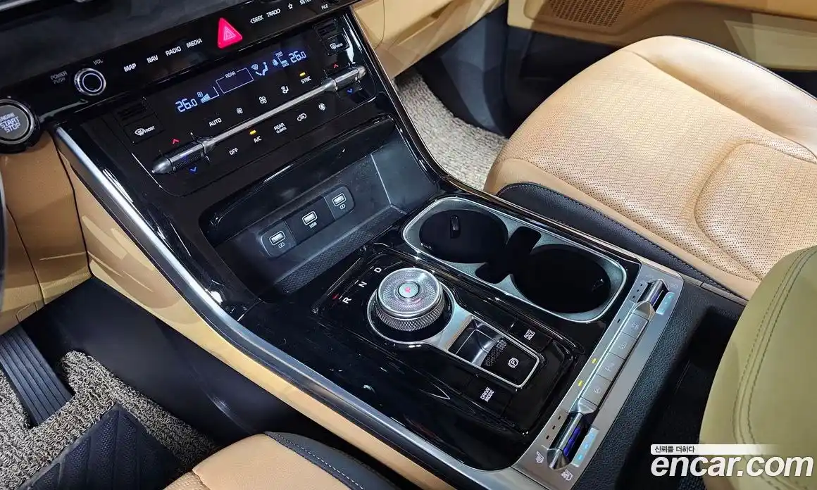 Kia Canival 2023 2.2 Автомат в Москве № 14569, фото 13