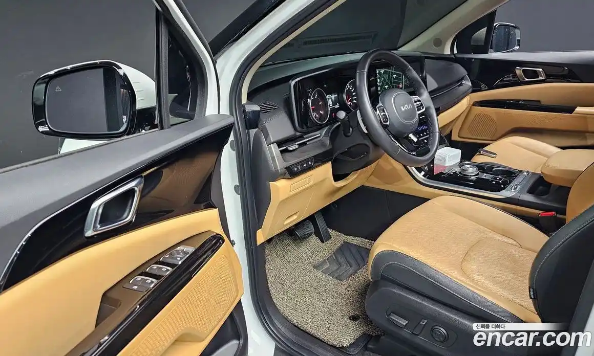 Kia Canival 2023 2.2 Автомат в Москве № 14569, фото 5