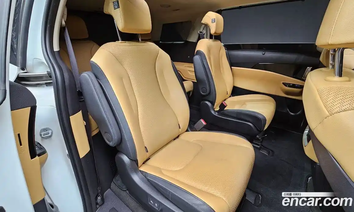 Kia Canival 2023 2.2 Автомат в Москве № 14569, фото 8