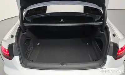 Audi A4 2023 2.0 Автомат в Москве № 146587, миниатюра 10