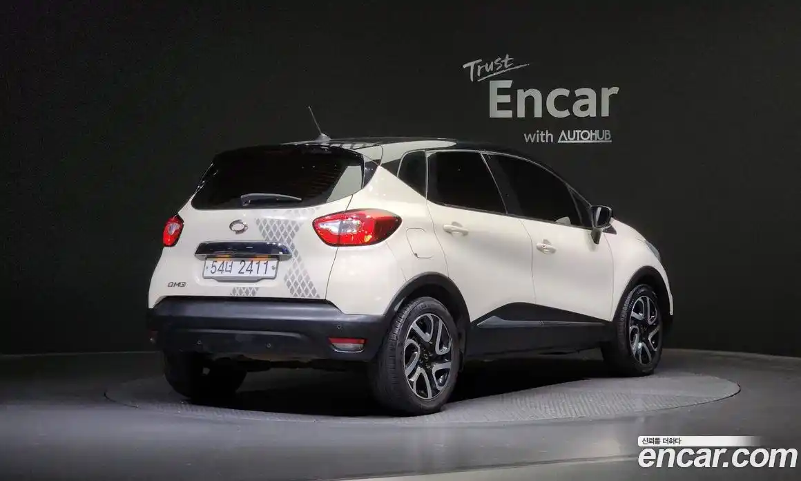 Renault QM3 2015 1.5 Автомат в Москве № 147687, фото 9