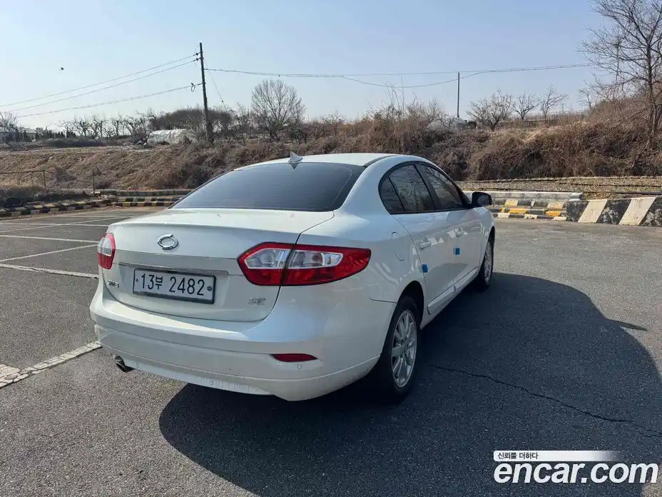 Renault SM3 2011 1.6 Автомат в Москве № 149226, фото 11