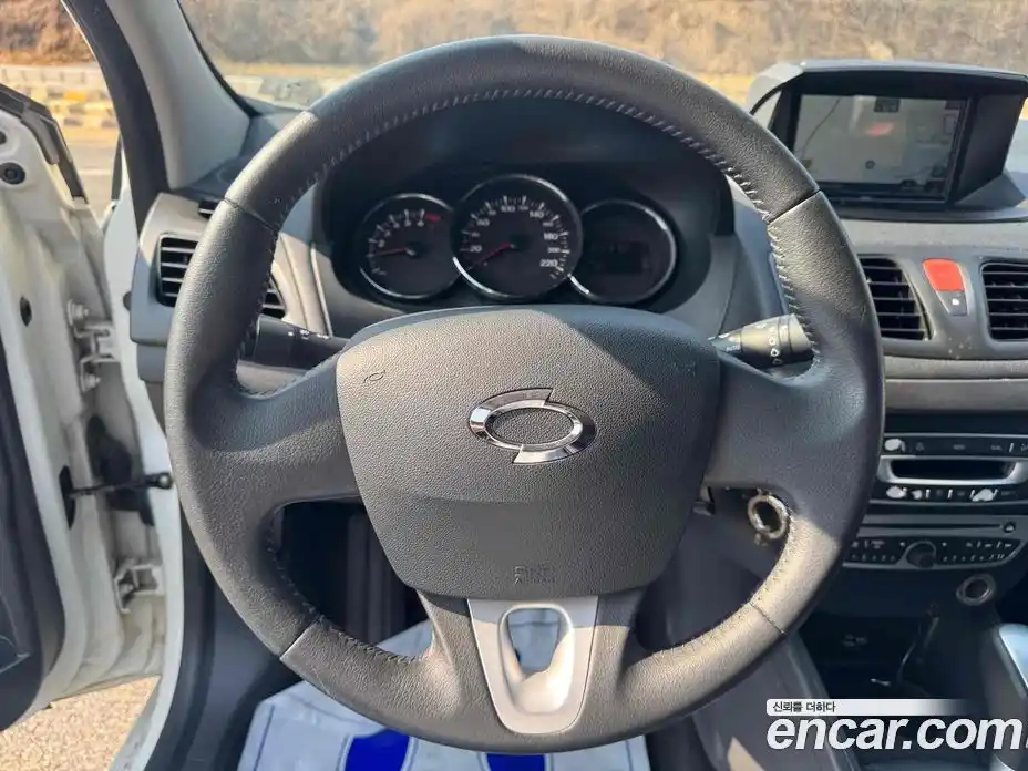 Renault SM3 2011 1.6 Автомат в Москве № 149226, фото 14