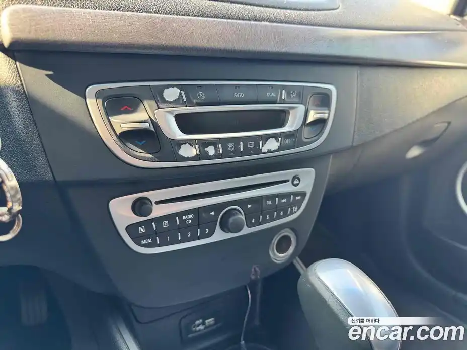 Renault SM3 2011 1.6 Автомат в Москве № 149226, фото 8