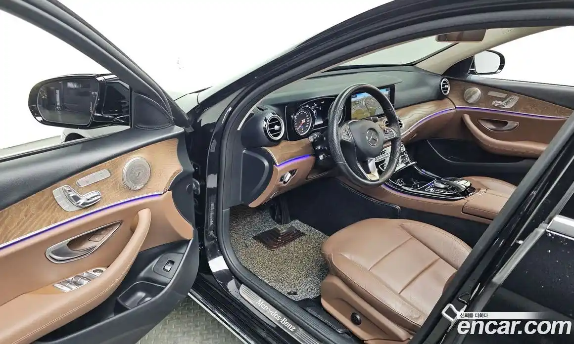 Mercedes-Benz E-Class 2018 2.0 Автомат в Москве № 150823, фото 20