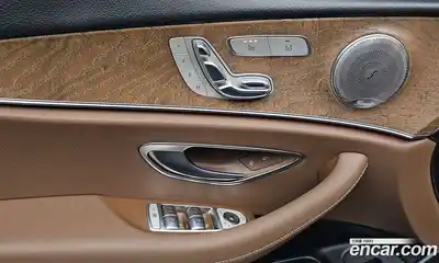 Mercedes-Benz E-Class 2018 2.0 Автомат в Москве № 150823, миниатюра 5