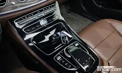 Mercedes-Benz E-Class 2018 2.0 Автомат в Москве № 150823, миниатюра 7
