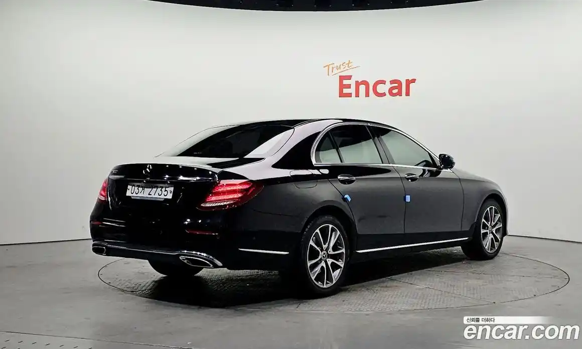 Mercedes-Benz E-Class 2018 2.0 Автомат в Москве № 150823, фото 8